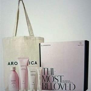 Aromatica Skincare Gift Set with Tote